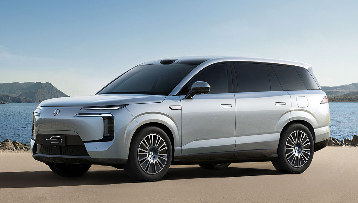 Denza N8 Terbaru, SUV Listrik Bertenaga 1.193 HP